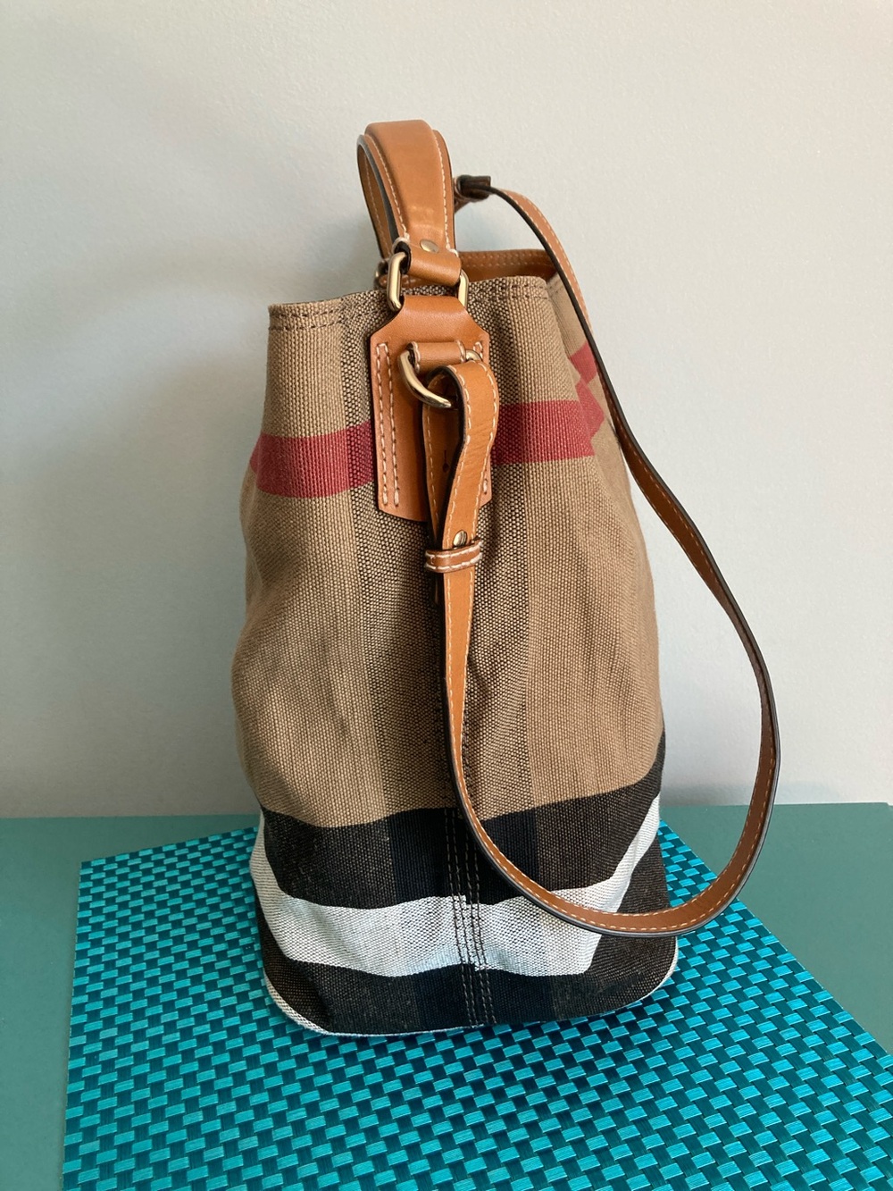 Burberry Canvas Bucket Shoulder Bag with Pochette & Dustbag - Picture 5 of 16